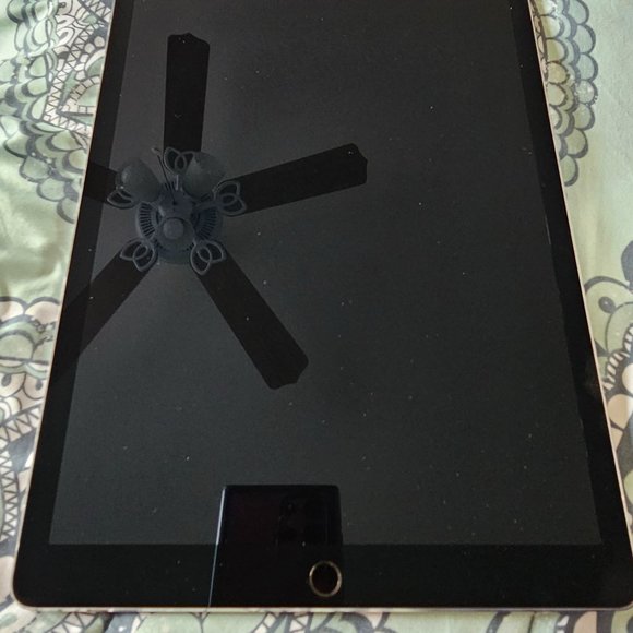 Ipad pro 12.9 wifi/cellular - Picture 1 of 4